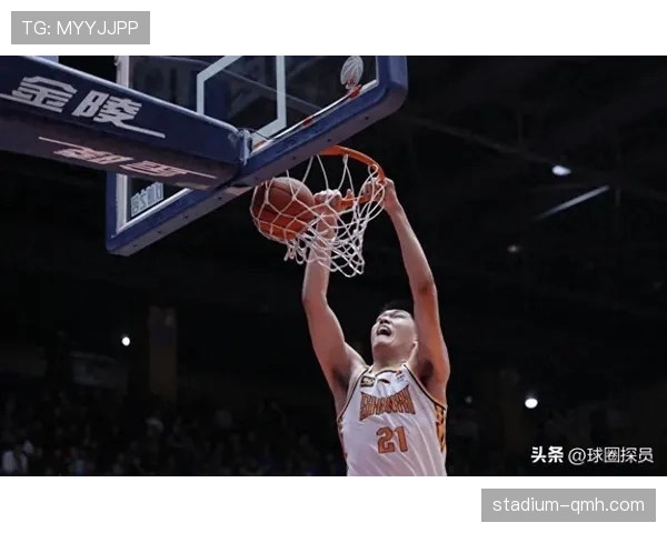 姚明内线单打效率提升明显 拉开队内得分结构差距 姚明内线单打效率提升明显 拉开队内得分结构差距